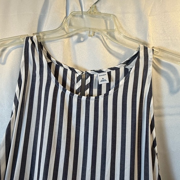 Black and White Striped Women's Top - Picture 3 of 14